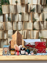 Load image into Gallery viewer, Christmas Gourmet Gift Basket
