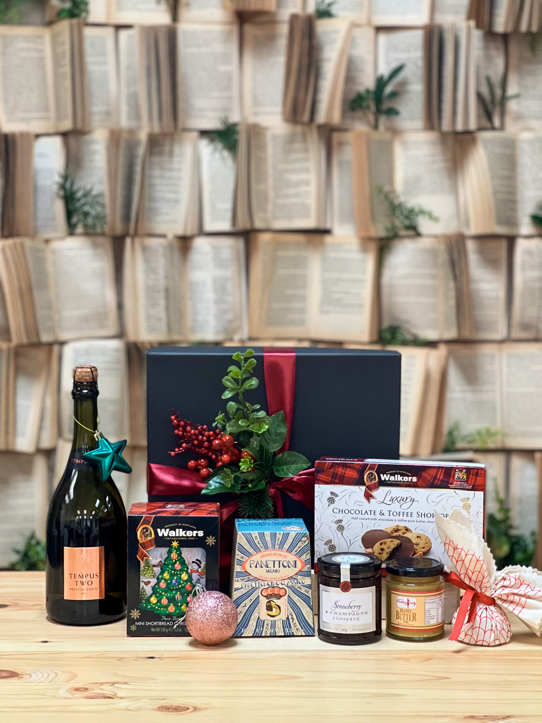 Luxury Christmas Gourmet Wine Gift Box